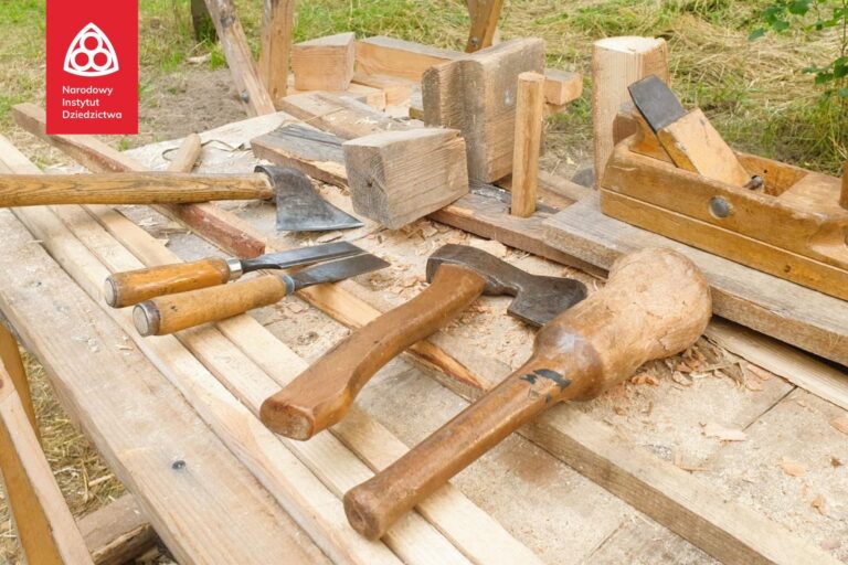 Szkoła Ciesielska NID w Młynie Papierni